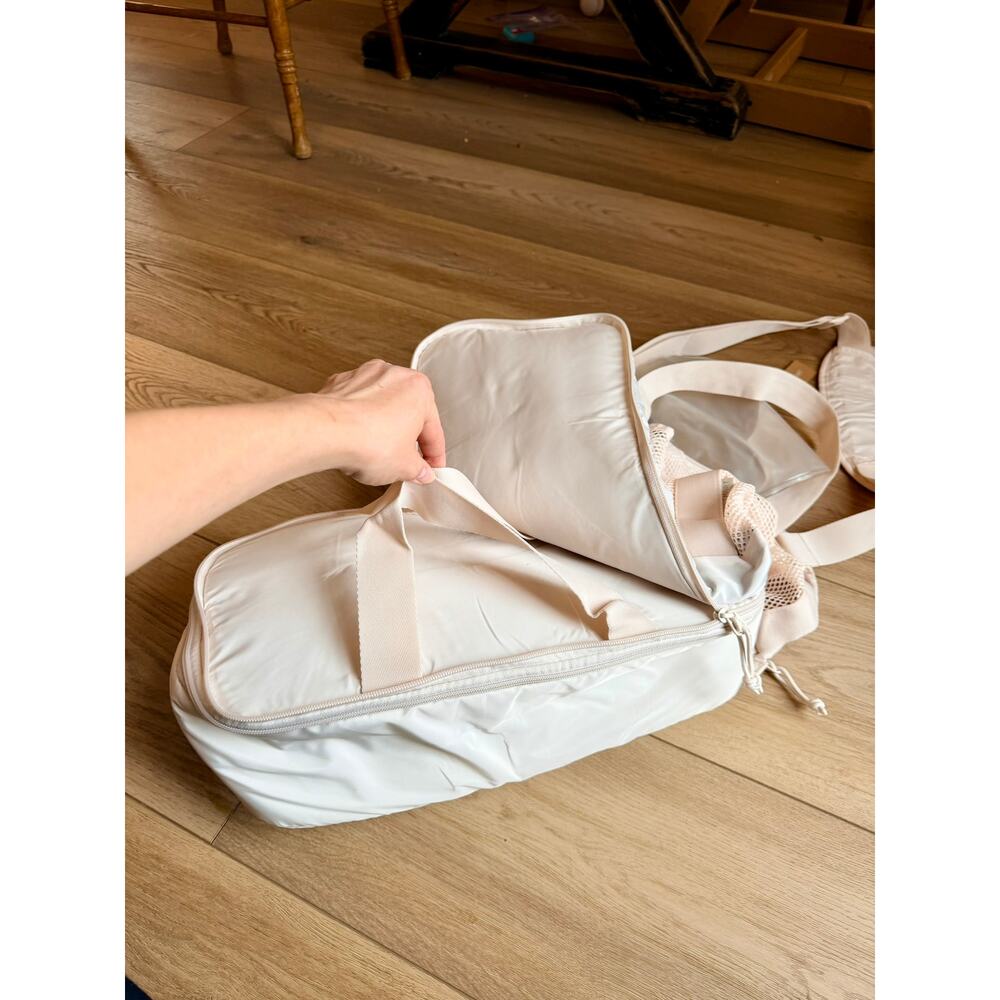 BAGSMART Weekender Duffel Travel Gym Bag in Cream NWT - Picture 7 of 9